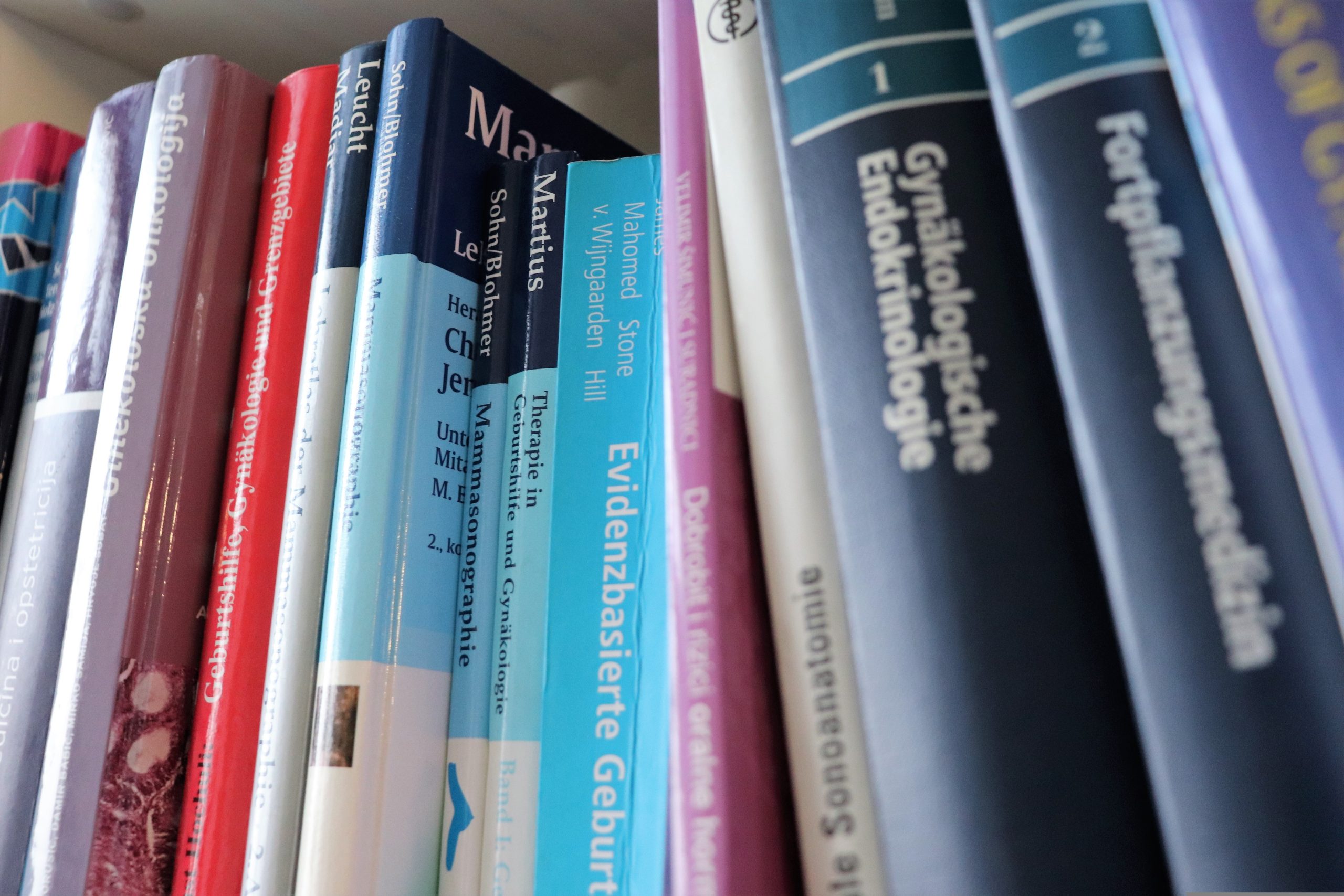 Lire la suite à propos de l’article Hyperthyroïdie (Basedow) : faut-il réduire l’iode ? Le rôle clé du microbiote intestinal